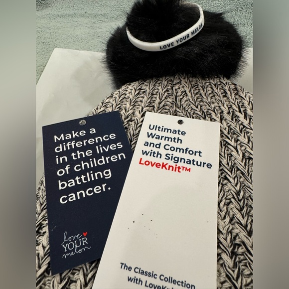 Peanuts x Love Your Melon Woodstock Gray/Black Pom Beanie - Picture 6 of 9